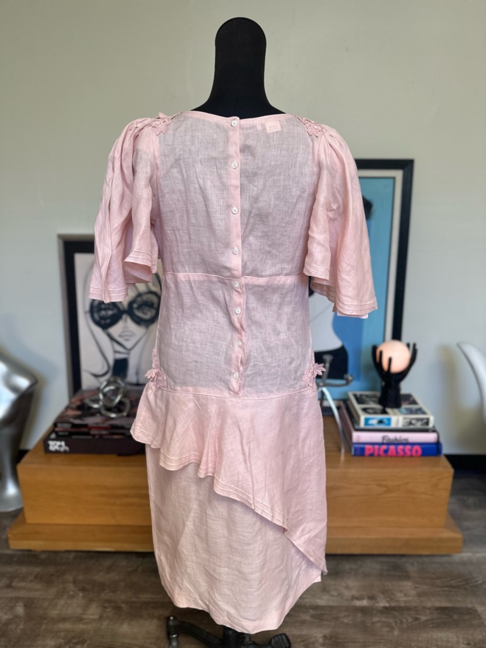 Light Pink Linen Midi Dress with Ruffle Detail - Picture 4 of 8